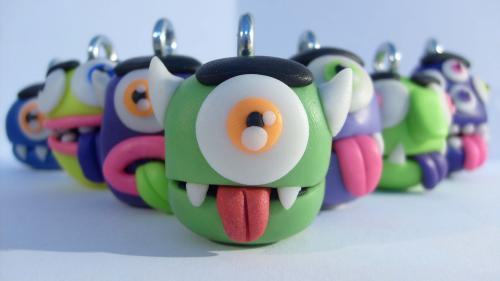 Cartoon: MonsterHeadz (medium) by buddybradley tagged monsters,clay,keychain,pop,urban,toys,toyz,plymerclay,polymer,colour