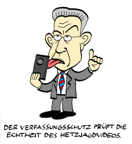 Cartoon: Maaßen prüft (medium) by Bregenwurst tagged verfassungsschutz,maaßen,video,hetzjagd,chemnitz