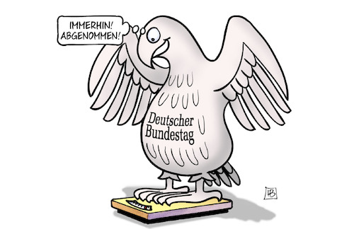 Cartoon: Bundestag abgenommen (medium) by Harm Bengen tagged bundestag,abgenommen,adler,bundesadler,waage,wahlrechtsreform,wahlkreise,direktmandate,harm,bengen,cartoon,karikatur,bundestag,abgenommen,adler,bundesadler,waage,wahlrechtsreform,wahlkreise,direktmandate,harm,bengen,cartoon,karikatur