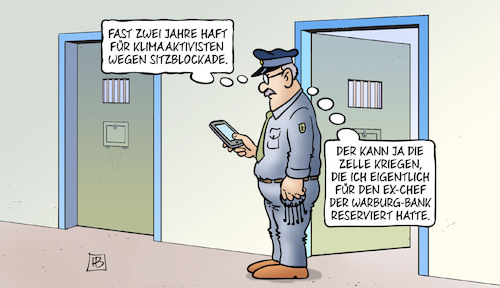 Cartoon: Haft für Klimaaktivisten (medium) by Harm Bengen tagged haft,klimaaktivisten,sitzblockade,zelle,chef,warburg,bank,reserviert,justizvollzugsbeamter,gefängniswärter,knast,handy,gerechtigkeit,cumex,harm,bengen,cartoon,karikatur,haft,klimaaktivisten,sitzblockade,zelle,chef,warburg,bank,reserviert,justizvollzugsbeamter,gefängniswärter,knast,handy,gerechtigkeit,cumex,harm,bengen,cartoon,karikatur