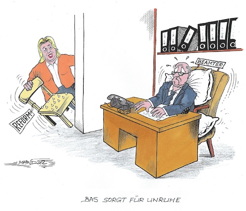 Cartoon: Niemand bleibt verschont (medium) by mandzel tagged deutschland,reformen,rente,bas,beamte,deutschland,reformen,rente,bas,beamte
