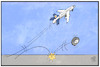 Cartoon: Lufthansa-Niki (small) by Kostas Koufogiorgos tagged karikatur,koufogiorgos,illustration,cartoon,niki,lufthansa,air,berlin,airline,übernahme,flugzeug,rad,kauf,wirtschaft