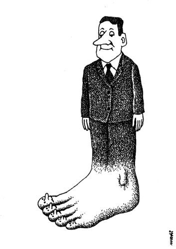Cartoon: leg (medium) by Medi Belortaja tagged heads,poor,rich,politicians,people,leg,voters,elections